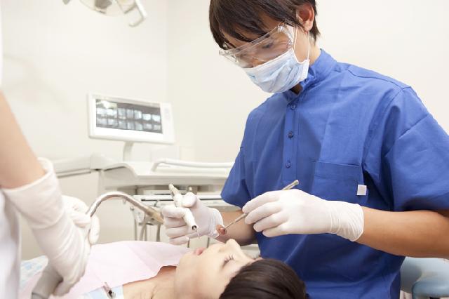 常勤歯科衛生士　高収入